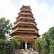 七重の塔がこの寺院のシンボル的存在です。